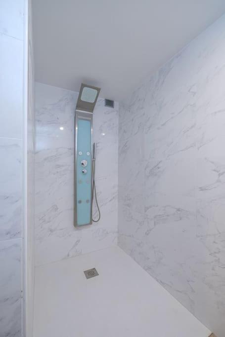 Appartement L'Eucalyptus Avec Parking & Wifi à Quincy-Voisins Extérieur photo